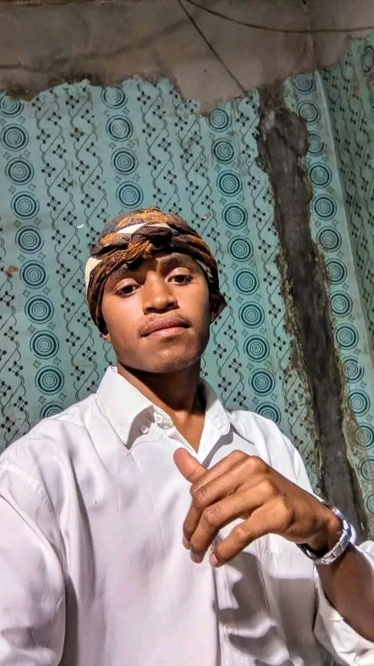 1703743577426